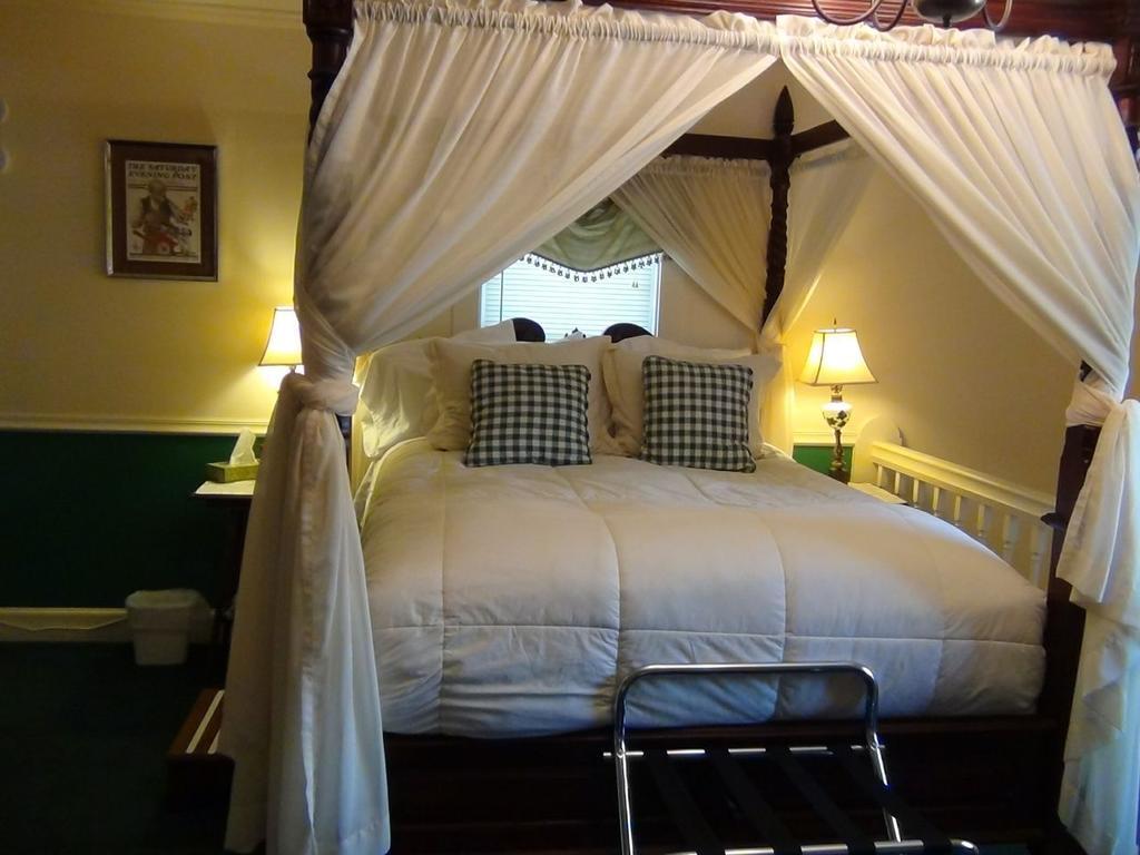 Buffalo Tavern Bed And Breakfast West Jefferson Zimmer foto